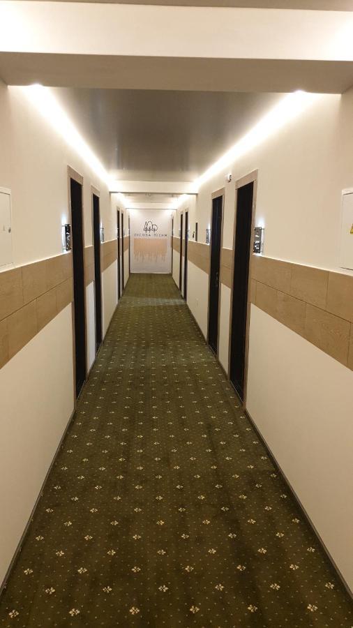 River Park Hotel Kovelʼ Εξωτερικό φωτογραφία